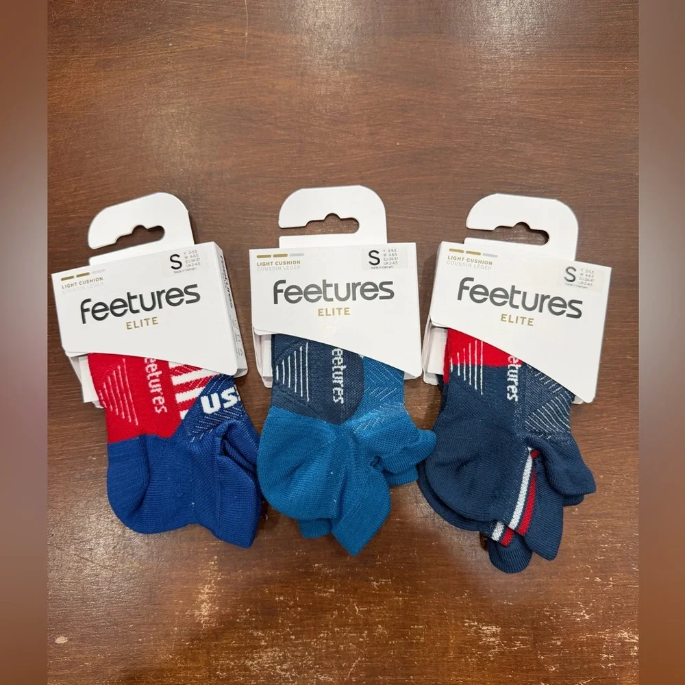 Feetures Light Cushion Elite Socks - Picture 1 of 2